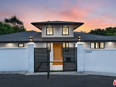13327 Cheltenham Dr, Sherman Oaks, CA, 91423