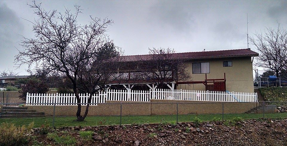 1st image of 940 E Buena Vista Dr