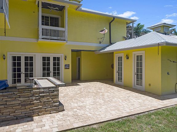 4th image of 2451 S Ocean Drive