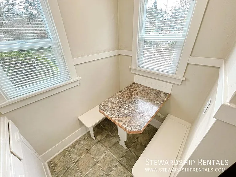 2024 Emerald St #4 — Photo 8