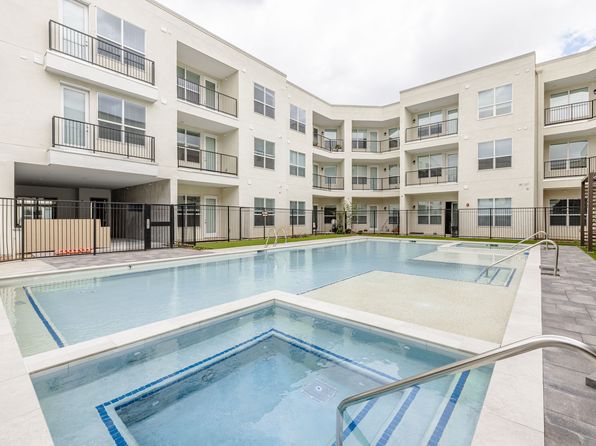 5750 Airport Rd #365