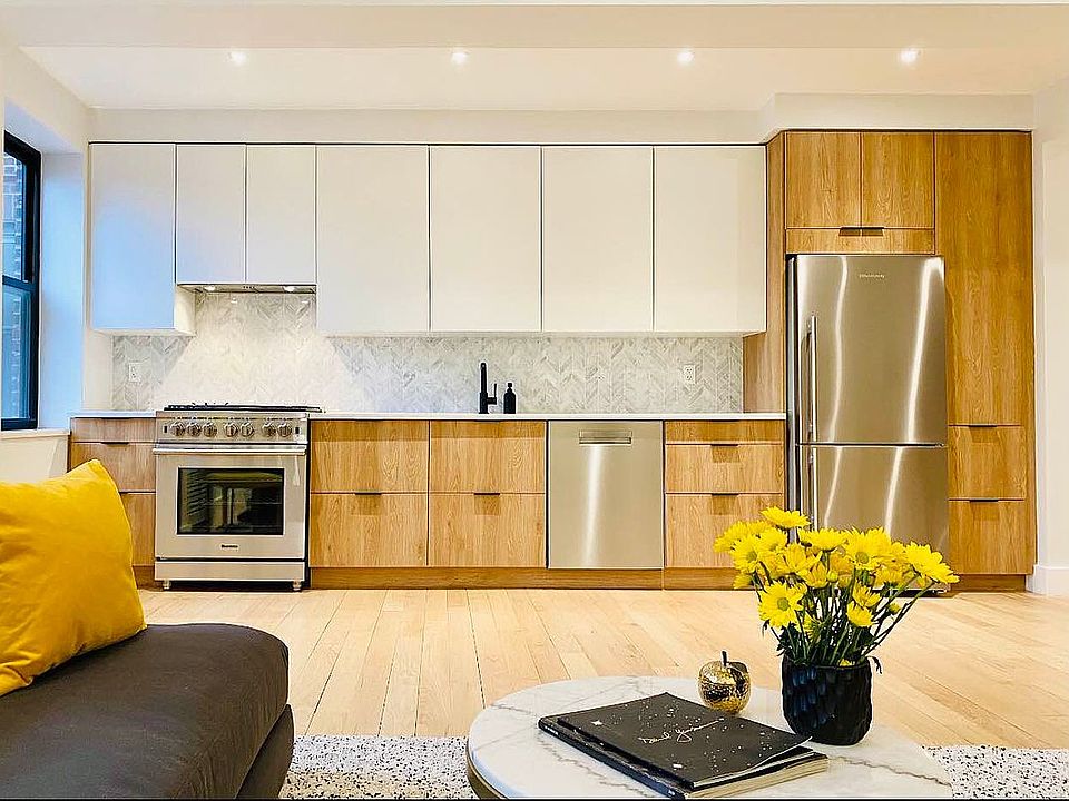 1st image of 25-40 31st Ave #5A