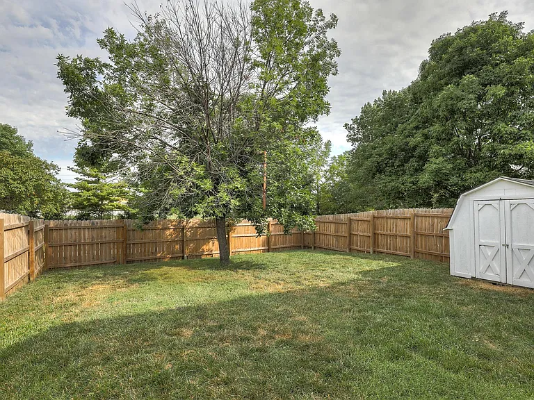 1821 Whittier St — Photo 24