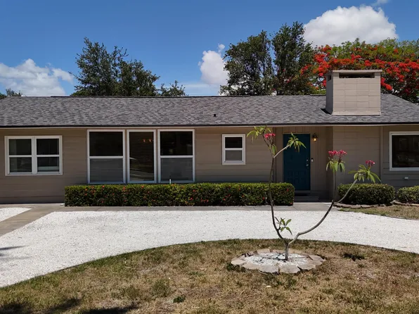 811 33rd St W, Bradenton, FL 34205