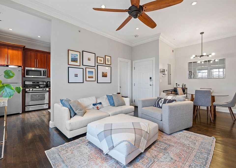 1st image of 7 Stillman Pl #9