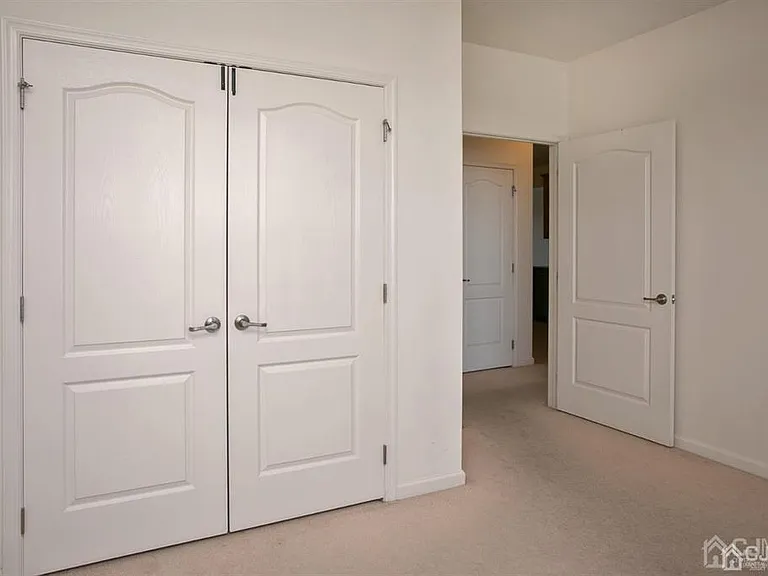 2224 Edward Stec Blvd — Photo 23