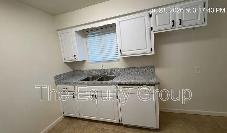 809 Monarch Cir #2 — Photo 8