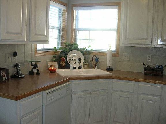 5th image of 2815 Stoney Brook Ln