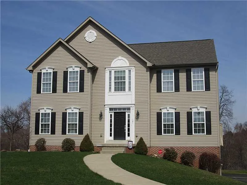 121 Silver Oak Dr photo 1