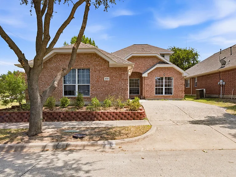 4101 Carmel Mountain Dr — Photo 1
