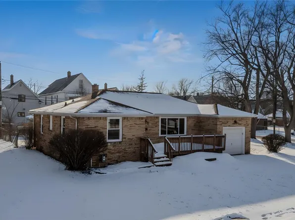 71 Alpine Pl, Cheektowaga, NY 14225