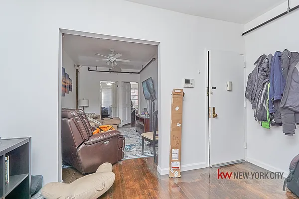 Rented by Keller Williams NYC | media 19