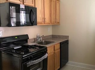 1124 W Grace St #2, Richmond, VA 23220