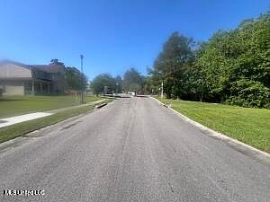2nd image of 694 Waters View Dr