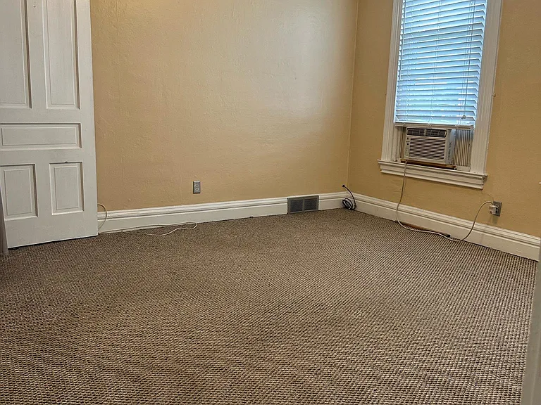 5 Denmarsh St #2 — Photo 3