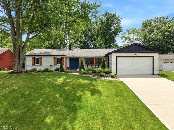 161 Devorah Dr, Aurora, OH 44202