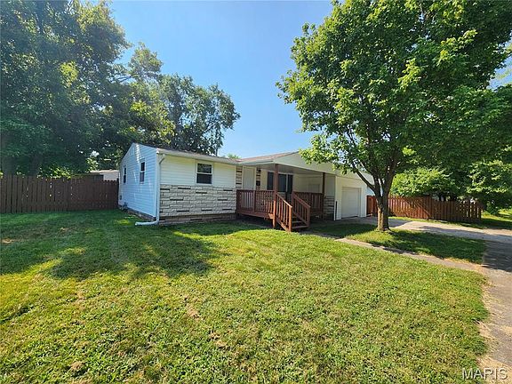 3rd image of 2132 Orville Ave