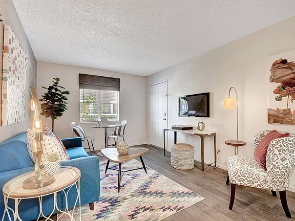 Solstice Apartments Renovated 1 Bedroom Living Room