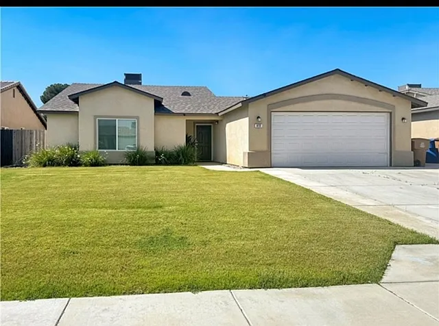 4 bed, 1836 sqft, $2,700 — Photo 2