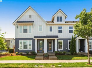 7030 SE Treat St, Hillsboro, OR 97123