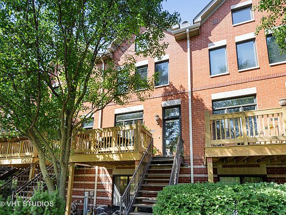 2nd image of 1811 W Winnemac Ave Unit H