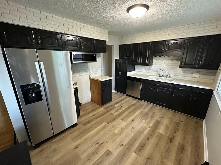 4212 Valley Cir — Photo 14