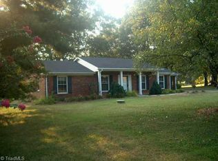 775 W Manarda Cir, Lewisville, NC 27023