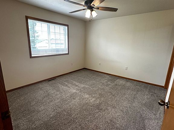 4th image of 16960 54th Ave #Fi16966