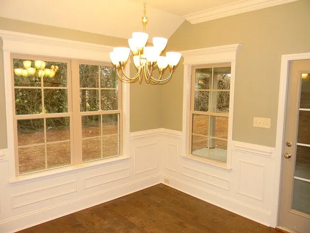 3919 Karaline Cir — Photo 3