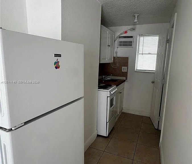 921 N 17th Ct #927 — Photo 4