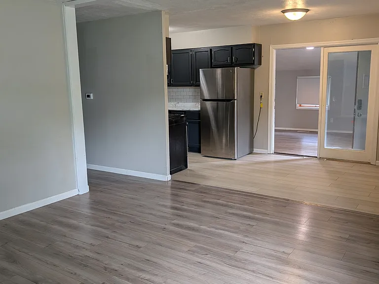 1003 N 5th St — Photo 5