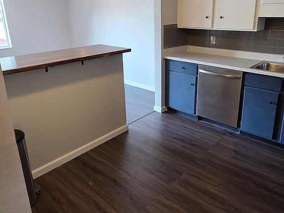 2nd image of 230 S Brentwood St APT 201
