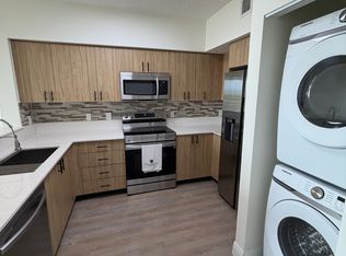 983 SW 37th Ave #607, Miami, FL 33135