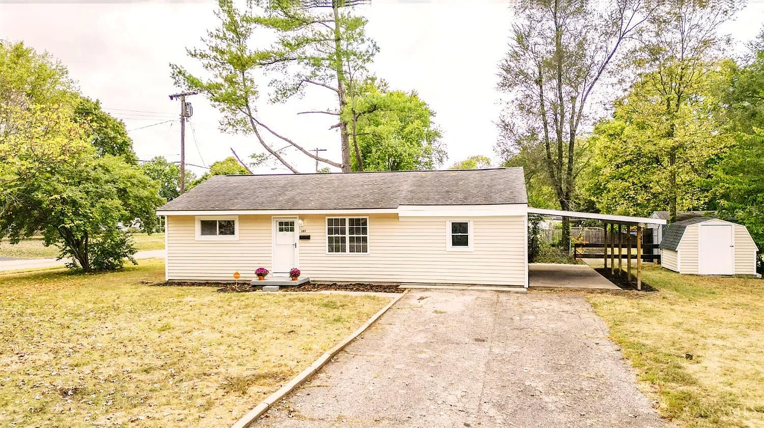307 Glenn Ct photo 1