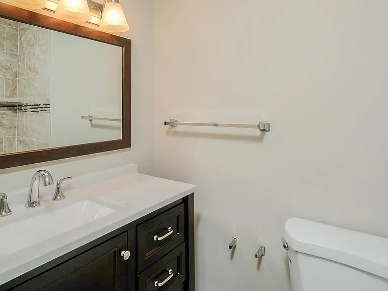 11818 Sylvia Dr — Photo 11