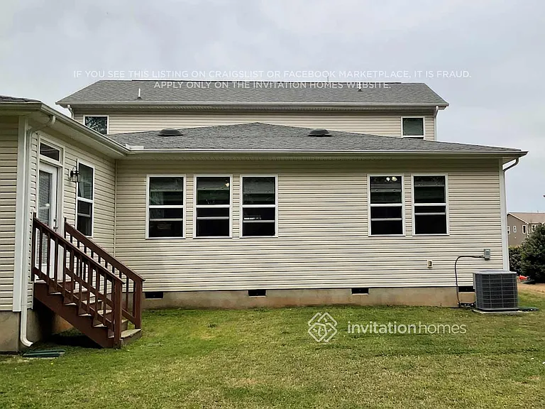 404 Ferry Ct — Photo 11