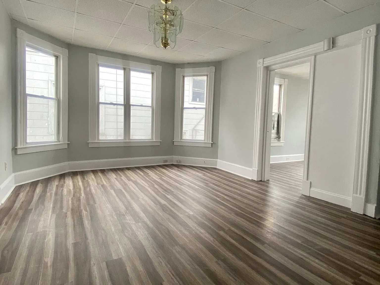 3 bed, 1000 sqft, $1,500 — Photo 3