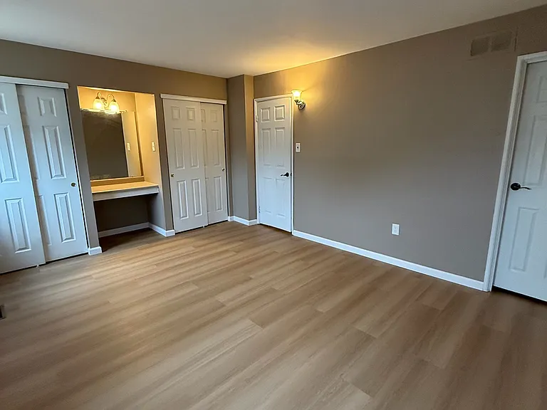 9889 Garvey Dr — Photo 18