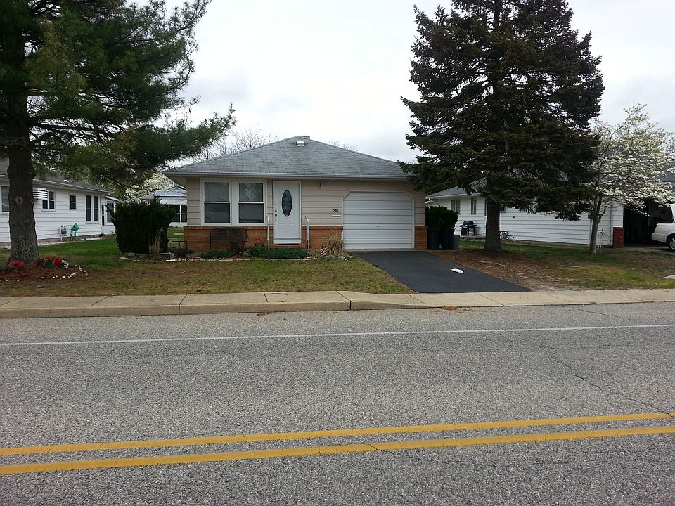1st image of 581 Jamaica Blvd