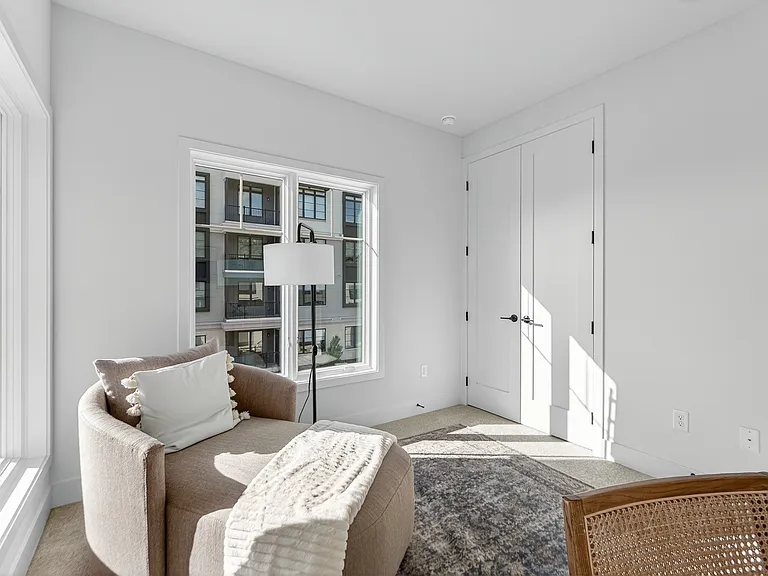 2100 W 86th Way — Photo 32