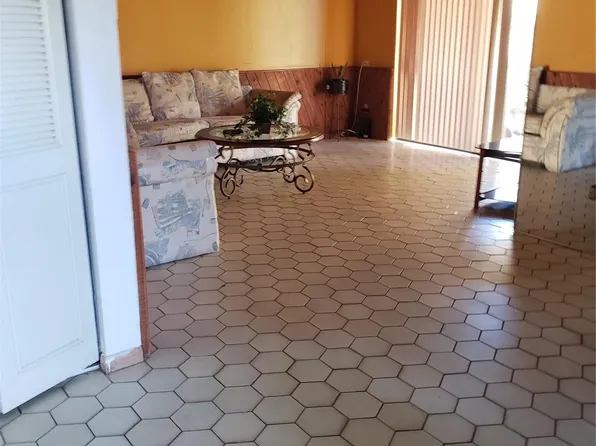 630 NW 214th Street #105, Miami Gardens, FL 33169