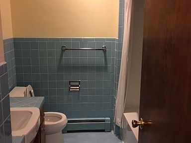bathroom 66th
