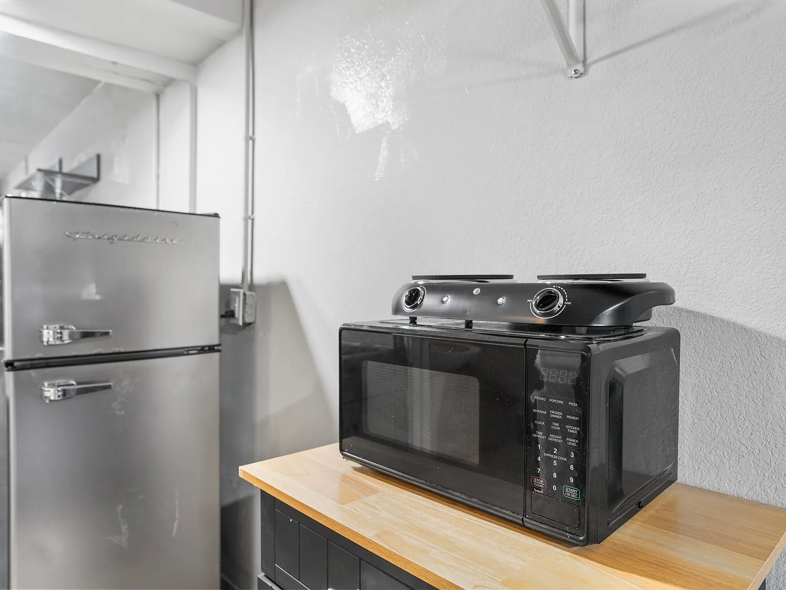 Providence Place Furnished Studio Apartments — Photo 1