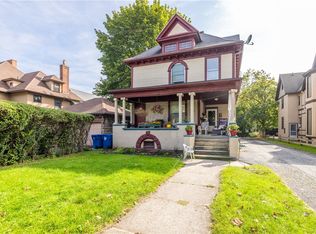 30 Strathallan Park, Rochester, NY 14607