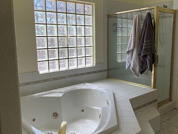 4th image of 5660 Silver Bear Way