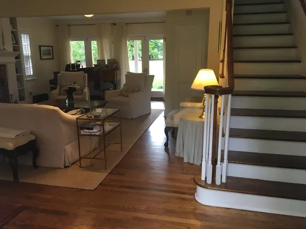 2431 Providence Rd, Charlotte, NC 28211