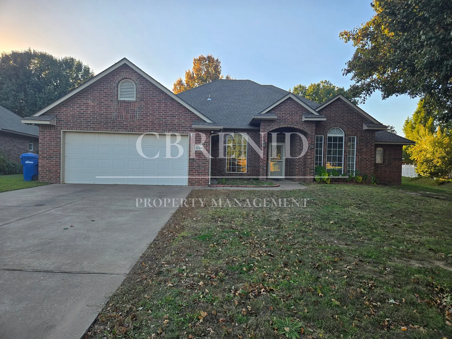 4 bed, 2215 sqft, $2,300 — Photo 1