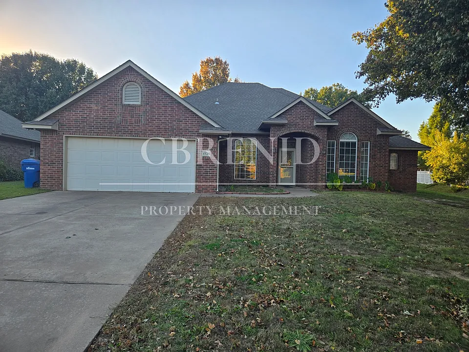1136 Briar Ridge Rd