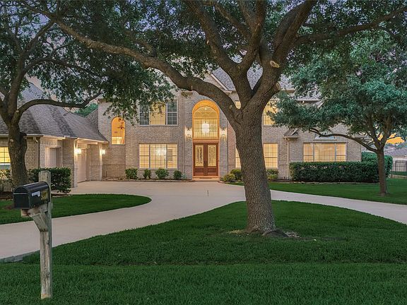 3rd image of 9370 Escondido Dr