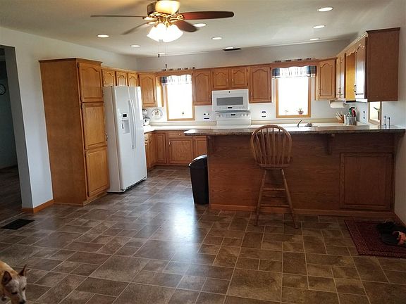 2nd image of 3266 270th St